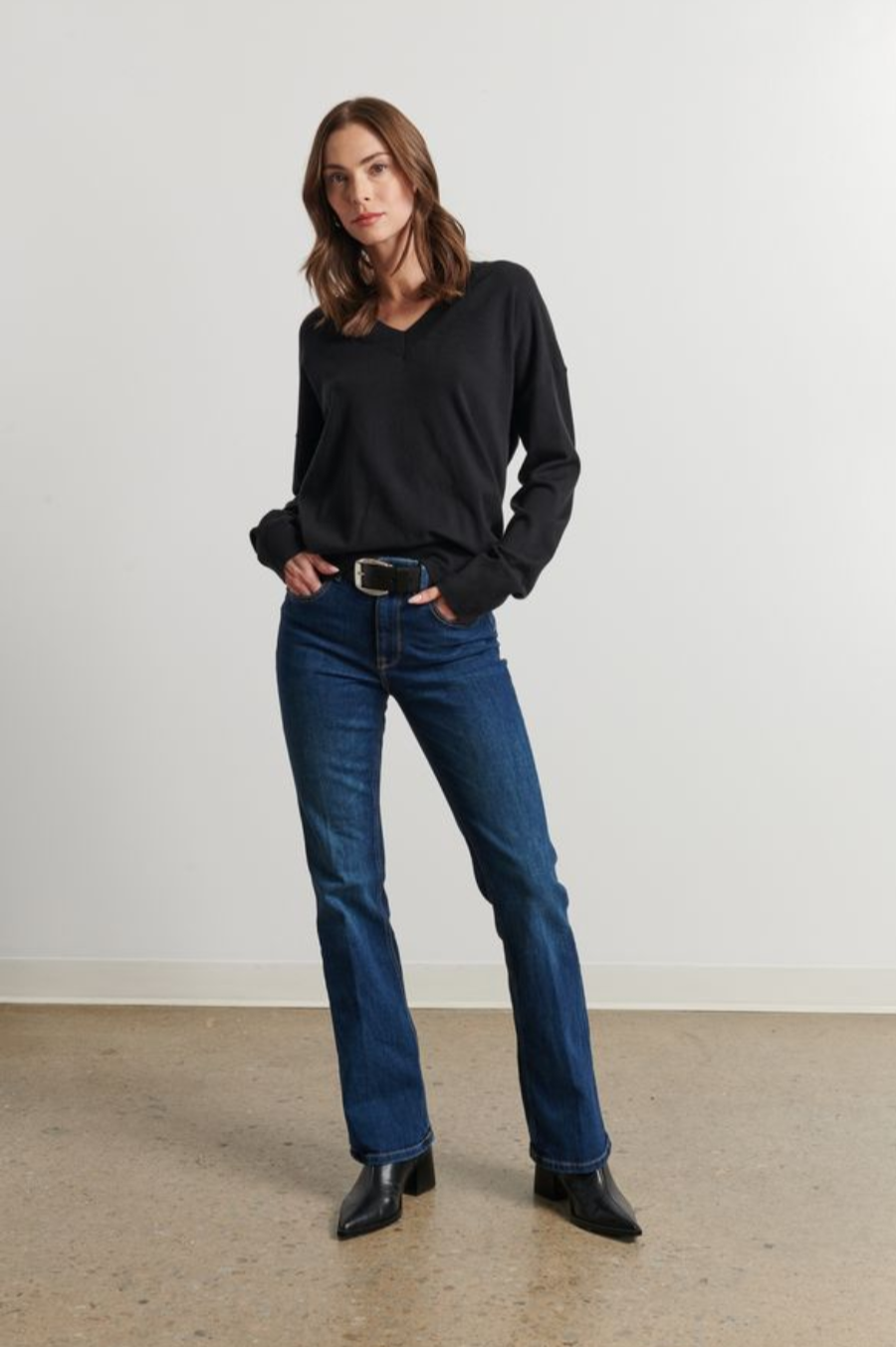 The Taylor Sweater - Caviar