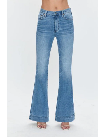 Kinsley Mid-Rise Ultra Flare, Essay