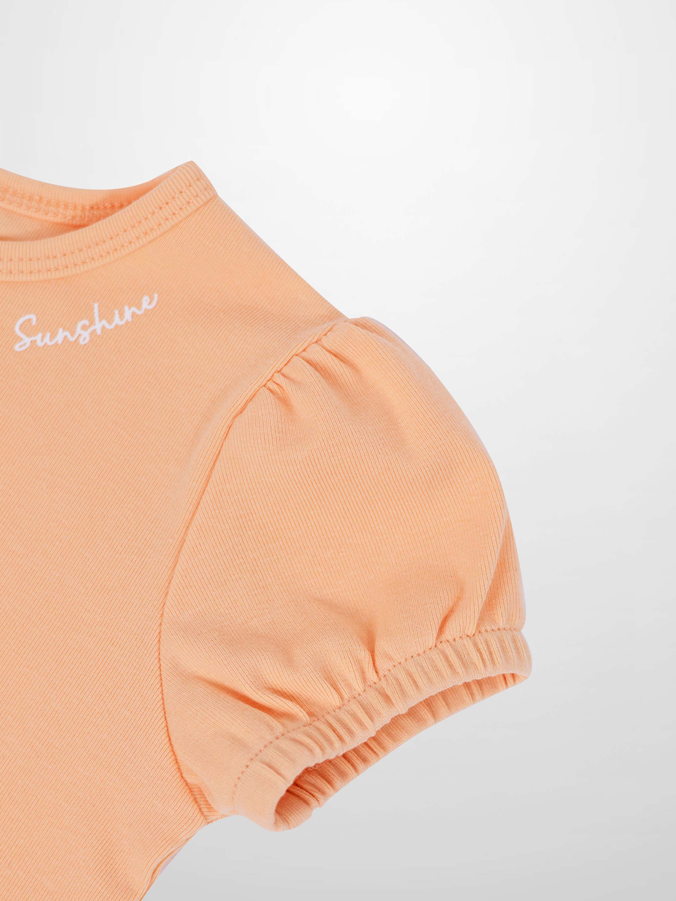 Short Puff Sleeve T-shirt - Peach