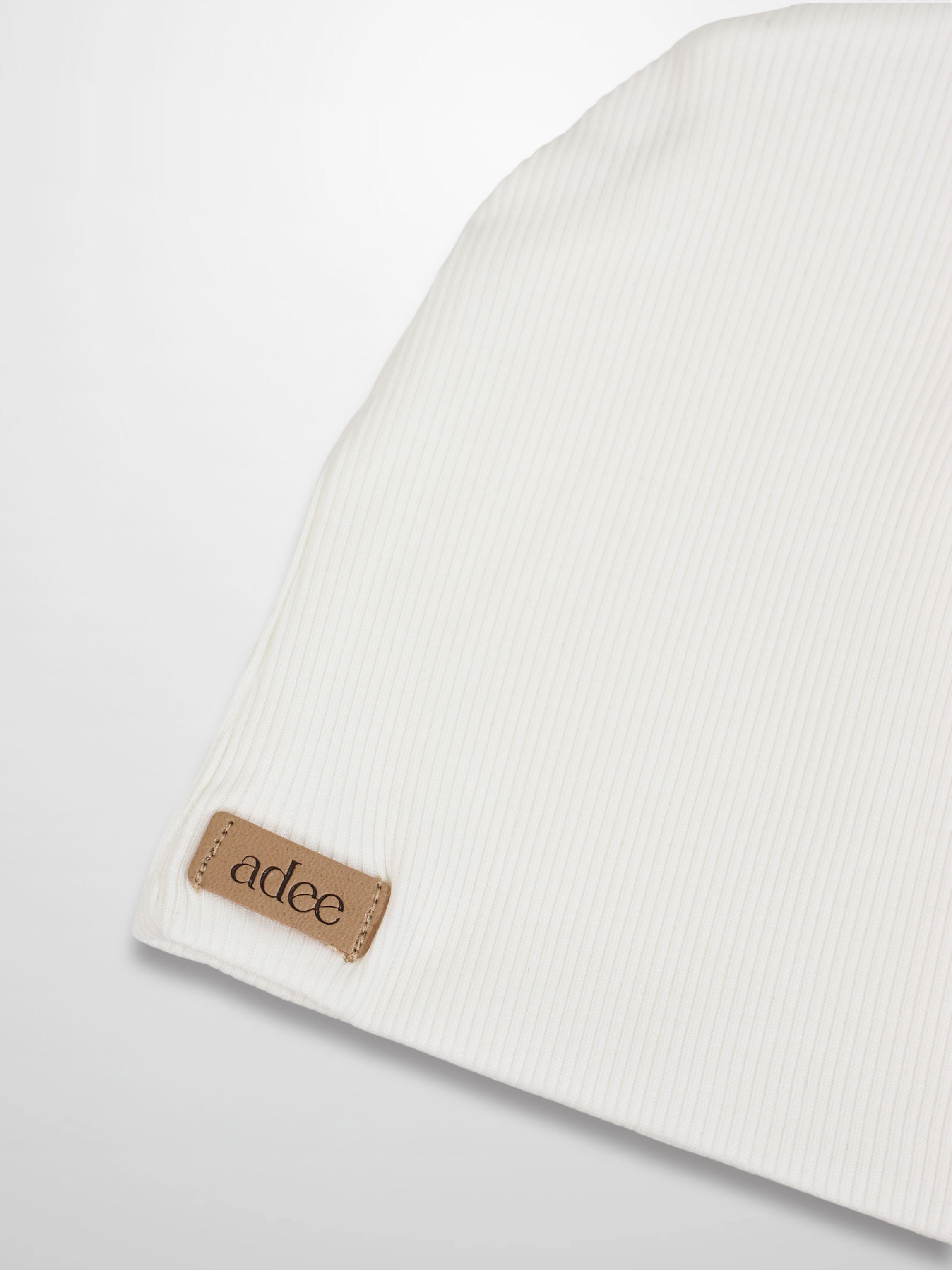Thin Ribbed Beanie - White