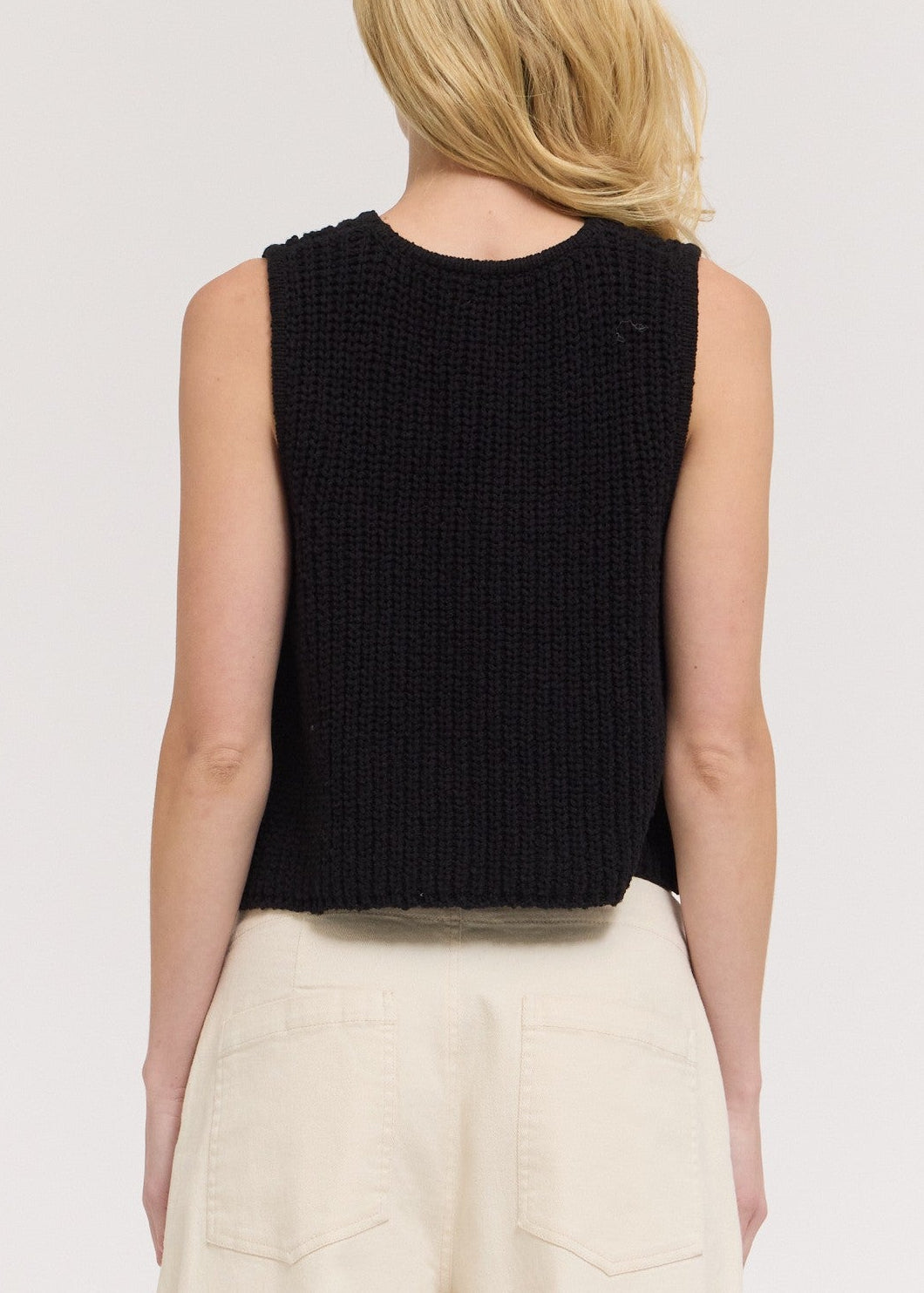 TATE SLEEVELESS CROPPED TOP