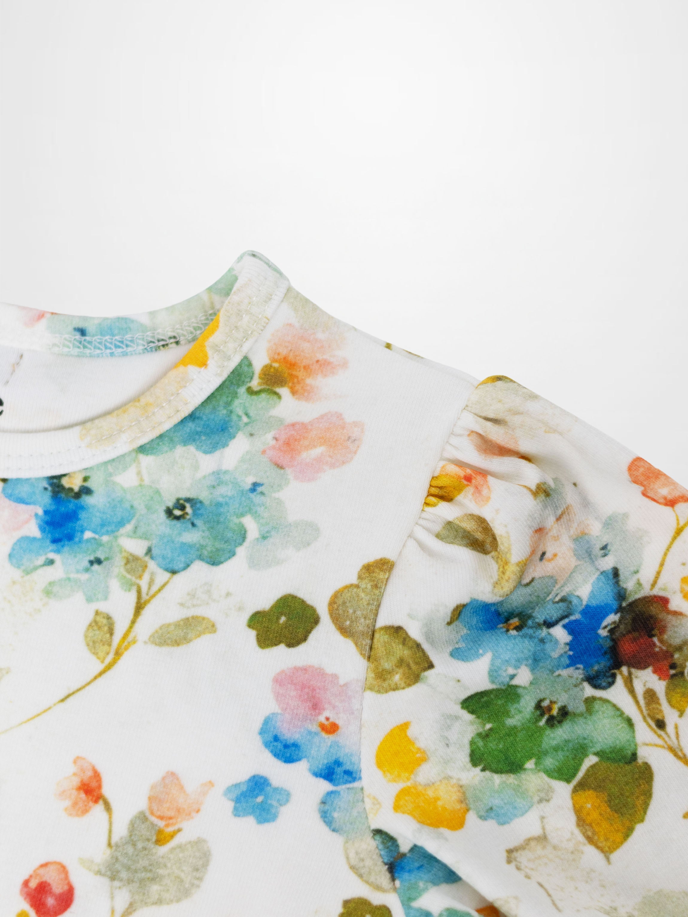 Pastel Flower Short Puff Sleeve T-shirt