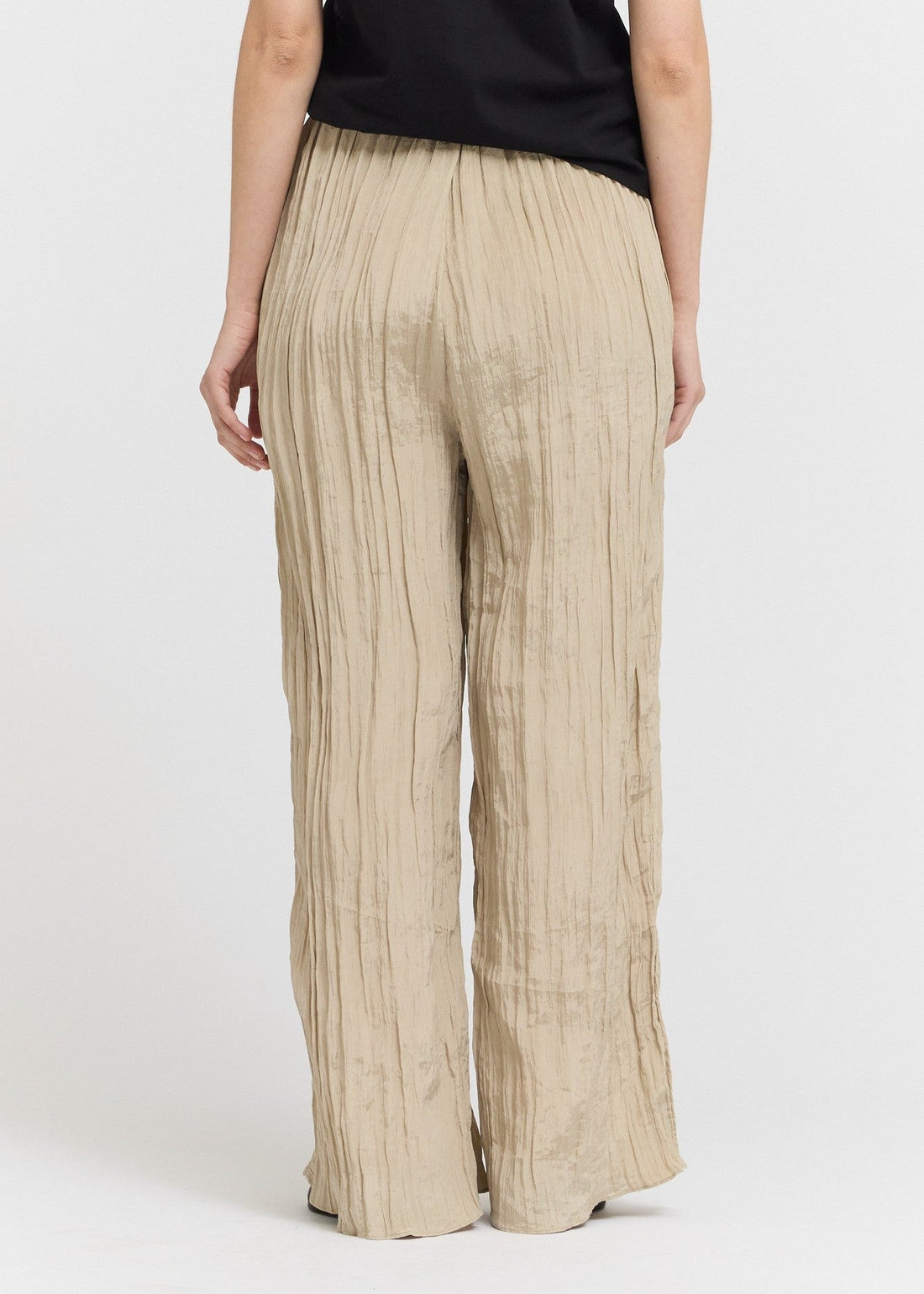 CHLOE CRINKLE SMOCKED PANTS