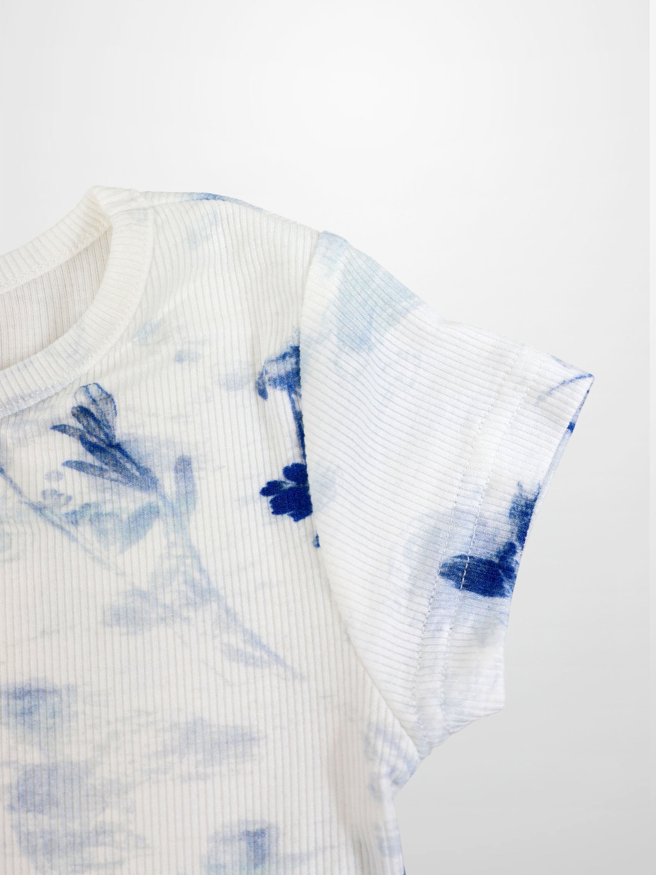 Blue Flower T-Shirt - Short Sleeve