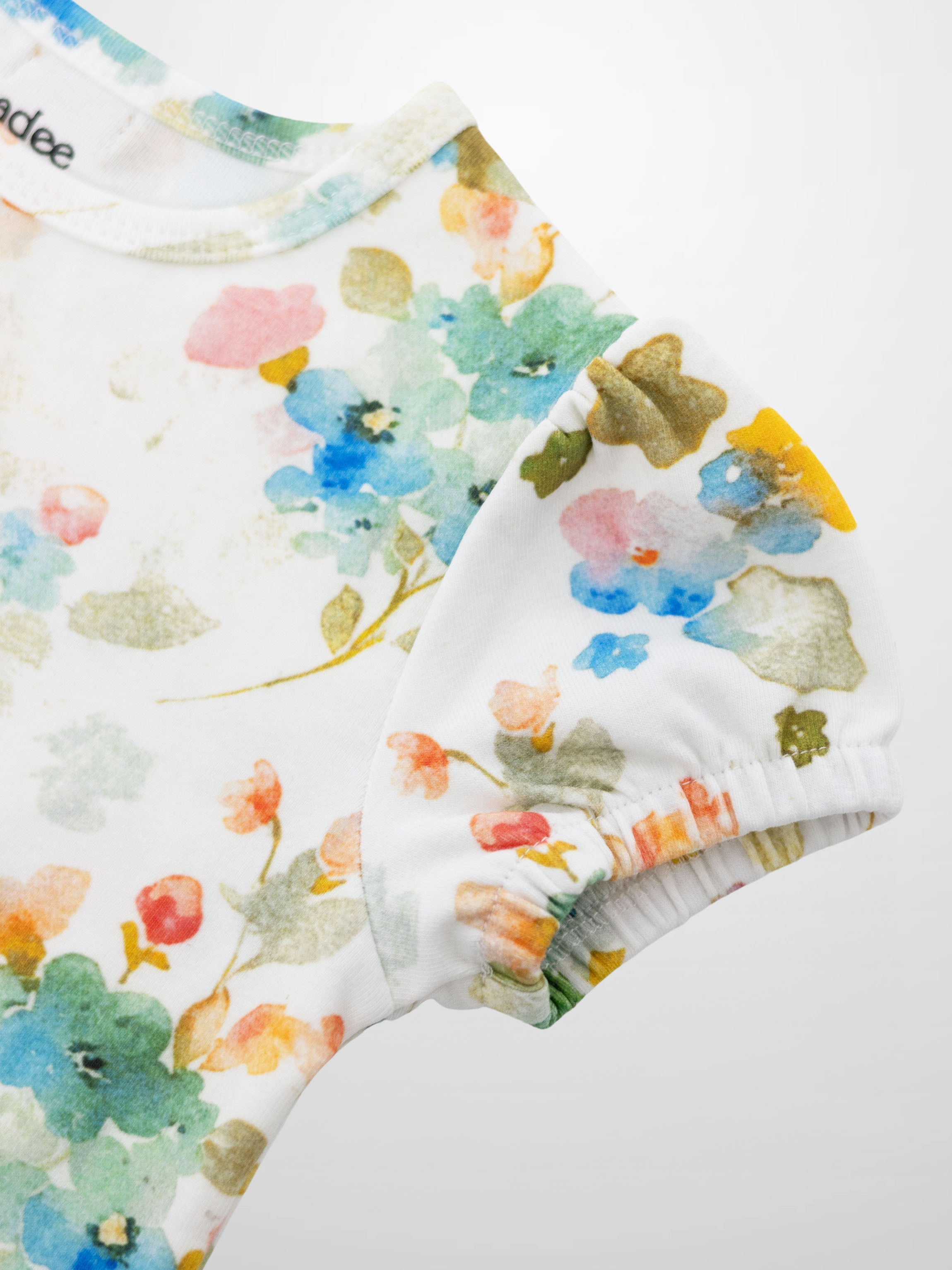 Pastel Flower Short Puff Sleeve T-shirt