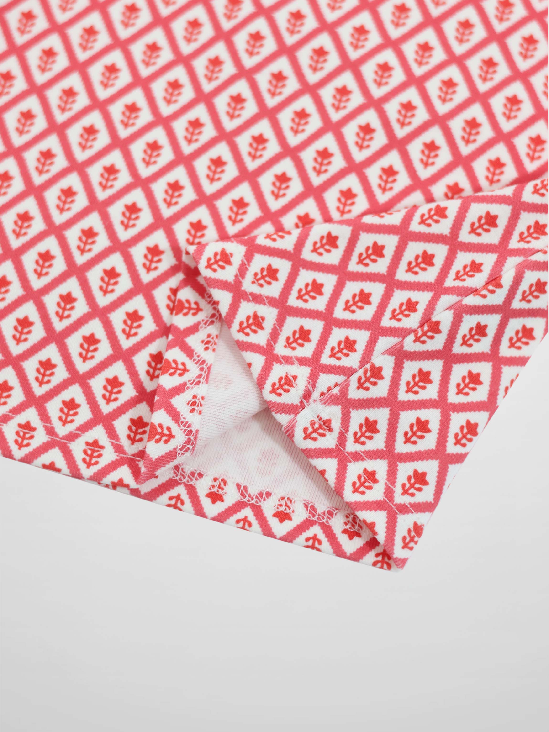 Diamond Flower T-Shirt - Short Sleeve