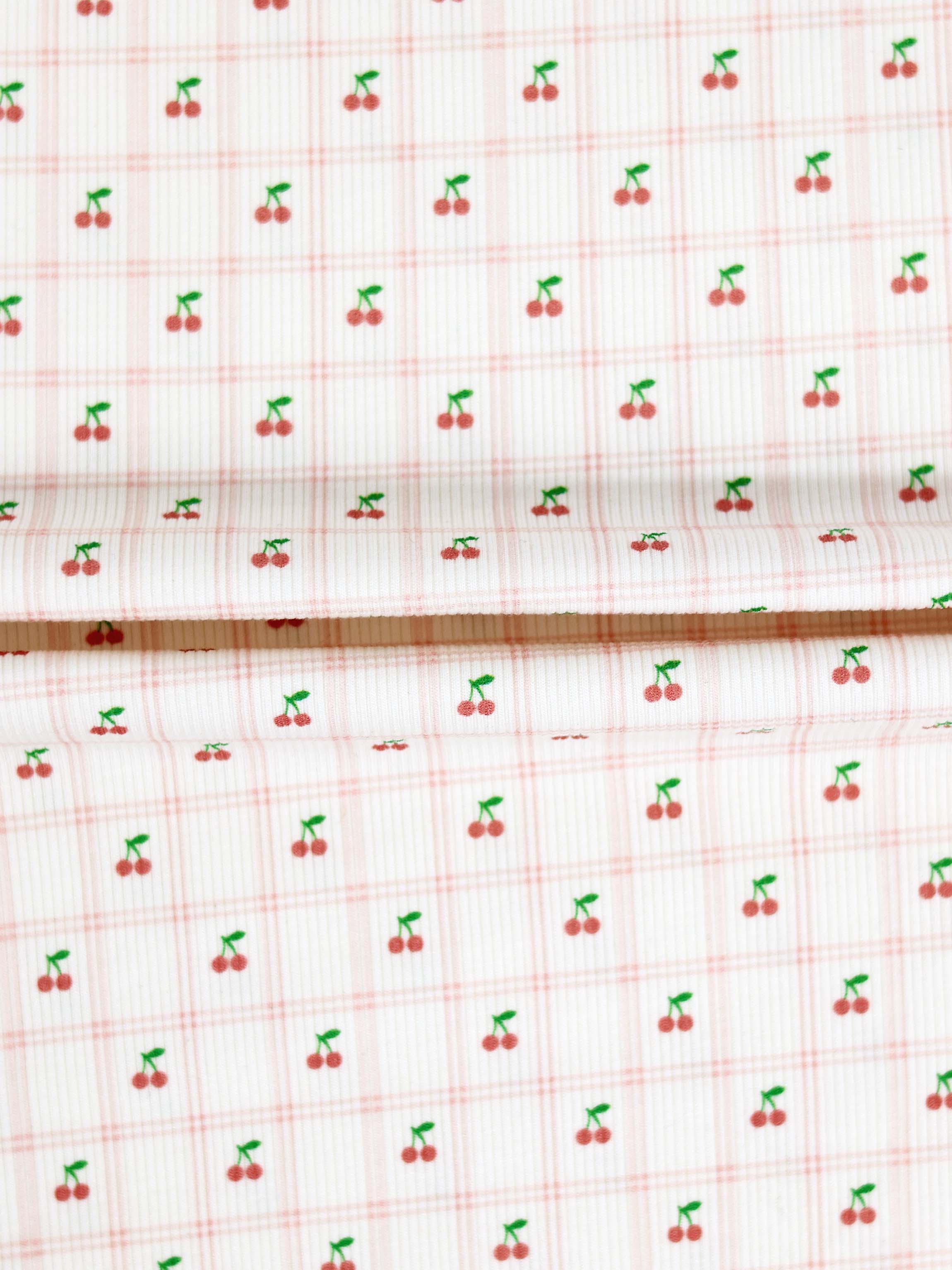 Cherry Window  Bonnet