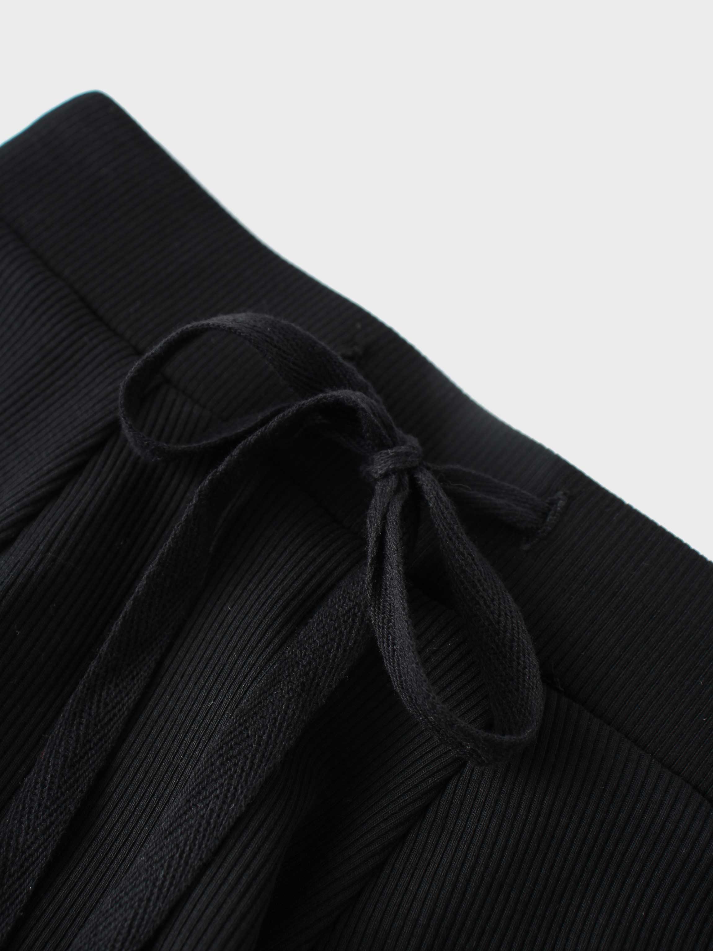 6 Panel Skirt - Black Ribbed