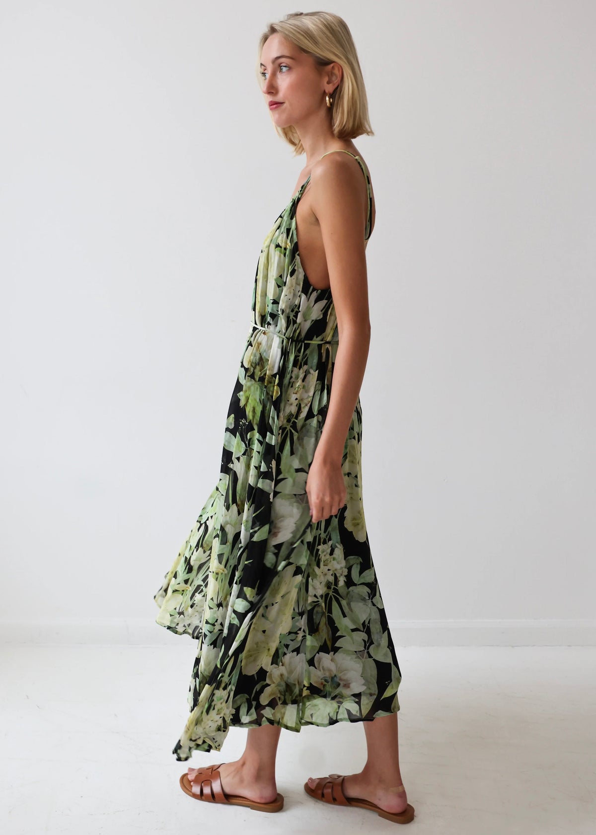 FIONA SLEEVELESS MAXI DRESS