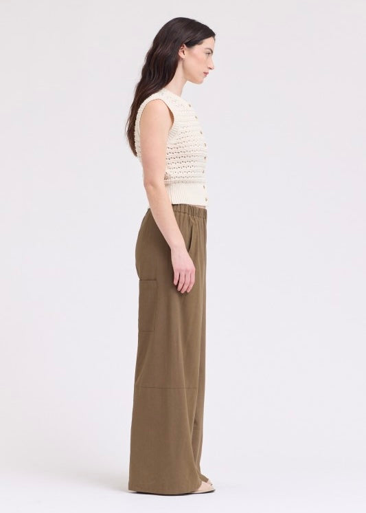 AVEN KNIT SLEEVELESS VEST