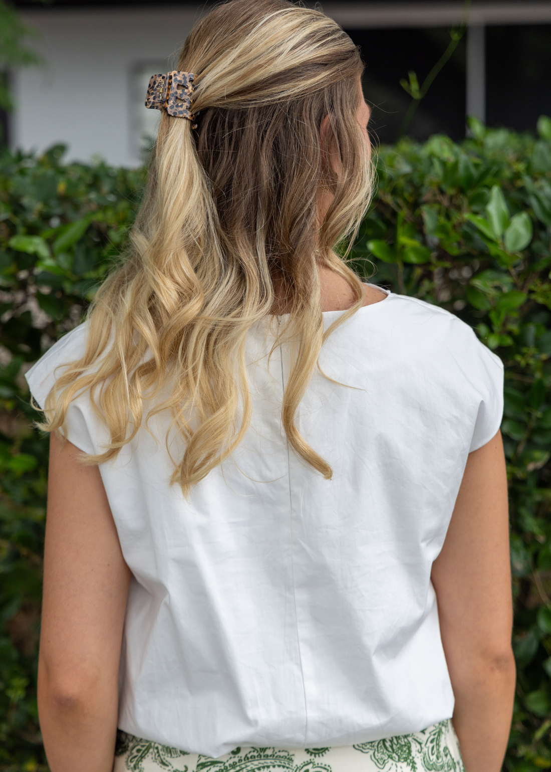 LARISSA BUBBLE HEM TOP