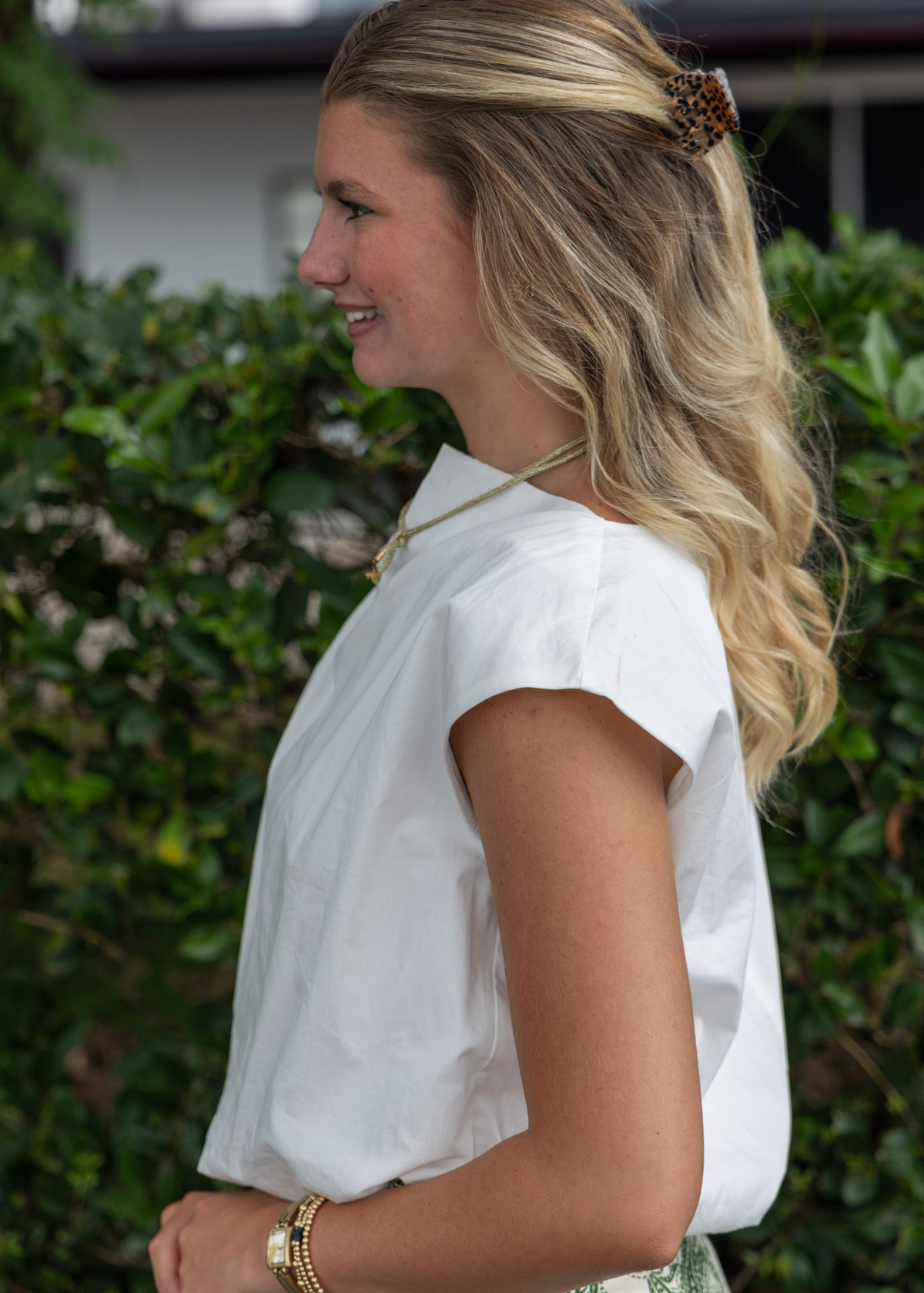 LARISSA BUBBLE HEM TOP
