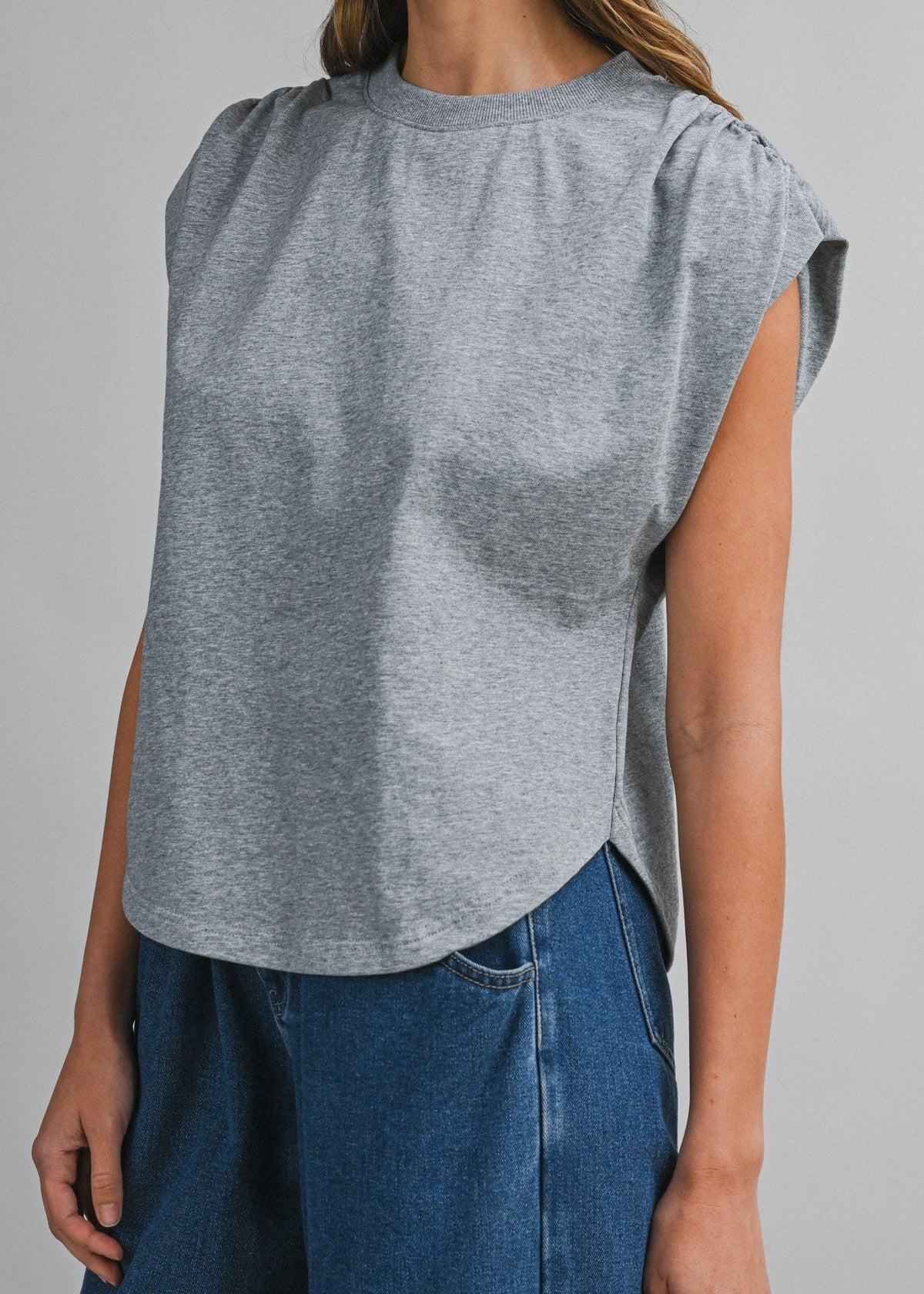 MARINA CAP SLEEVE TOP