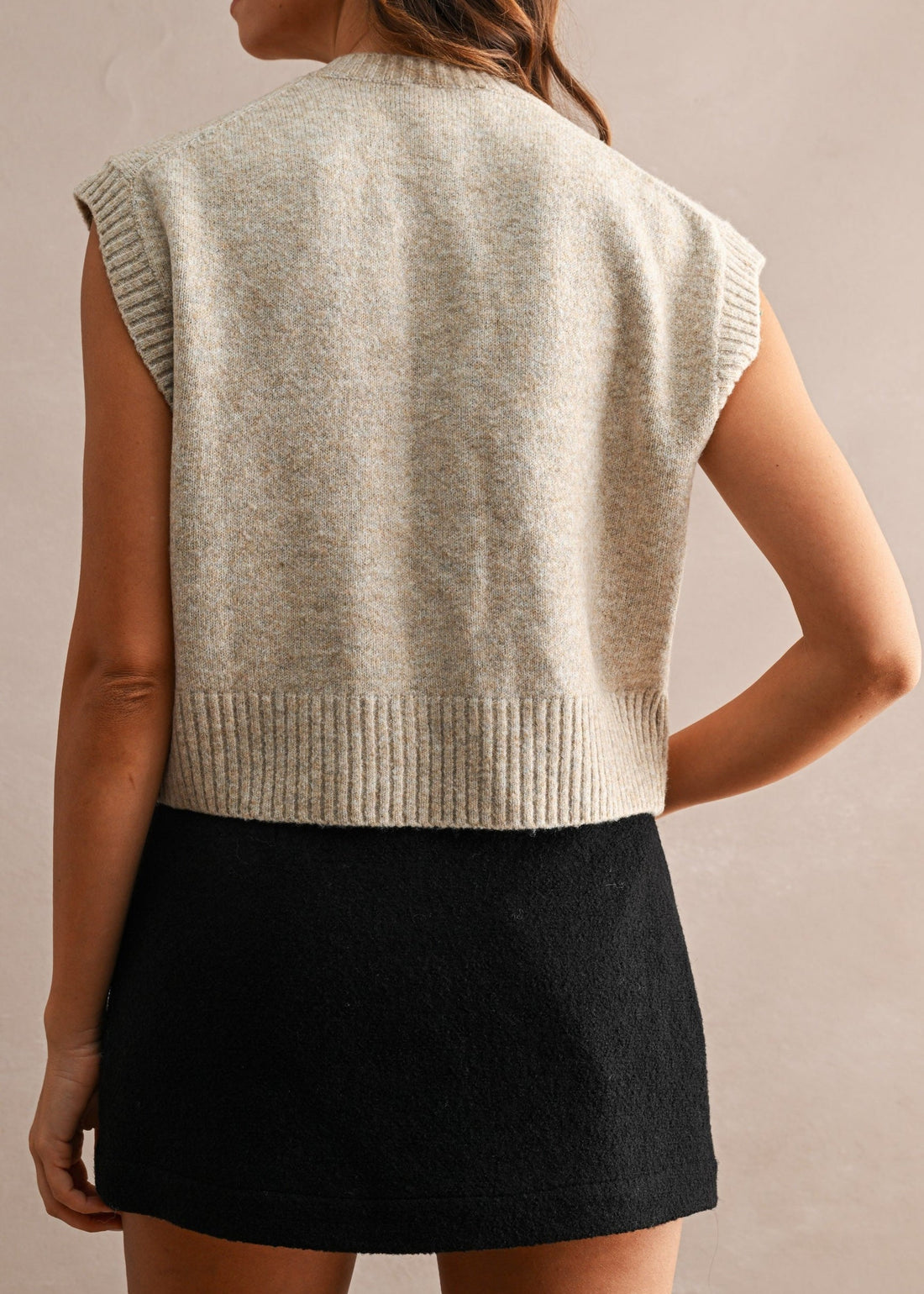 BAILEY SLEEVELESS SWEATER VEST