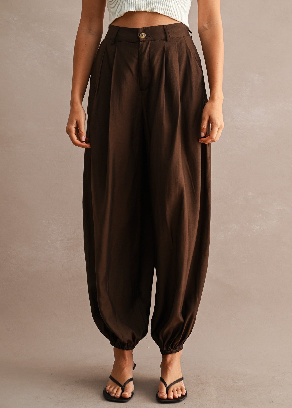 CAROLINE BROWN BALLOON PANTS