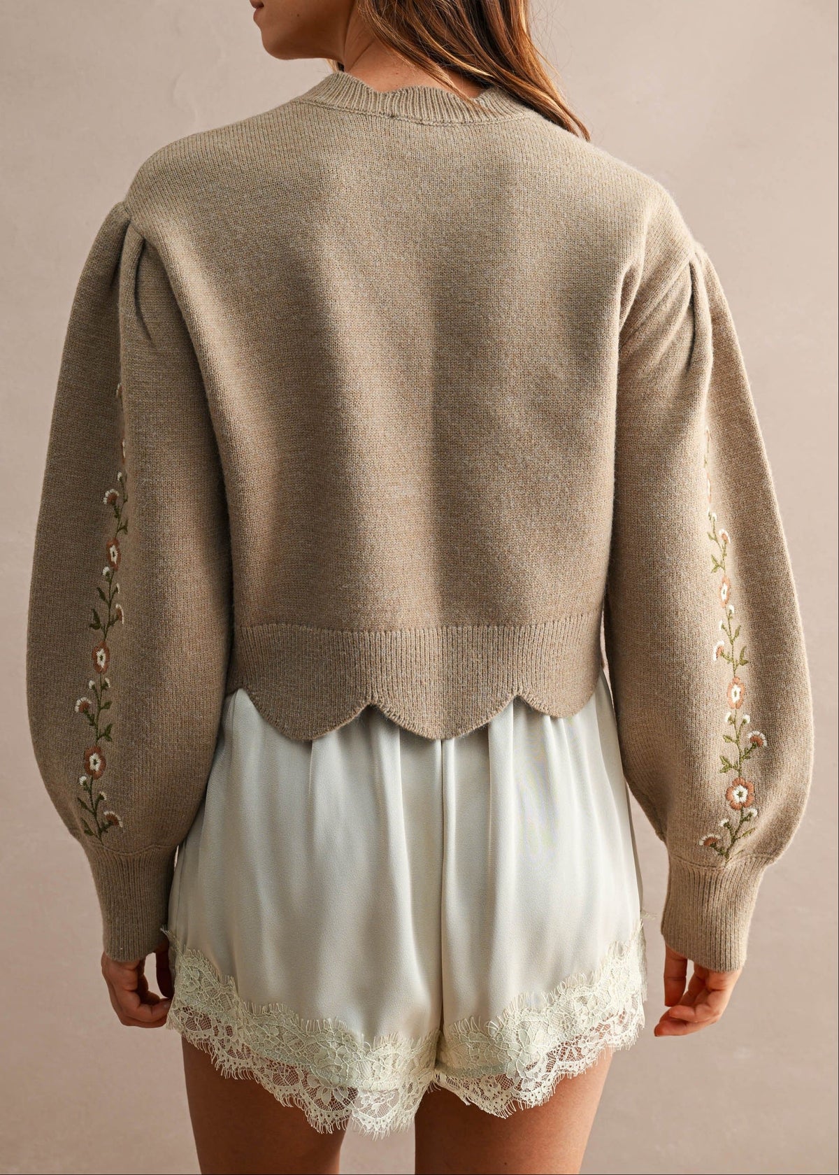 LILIA LONG SLEEVE SWEATER