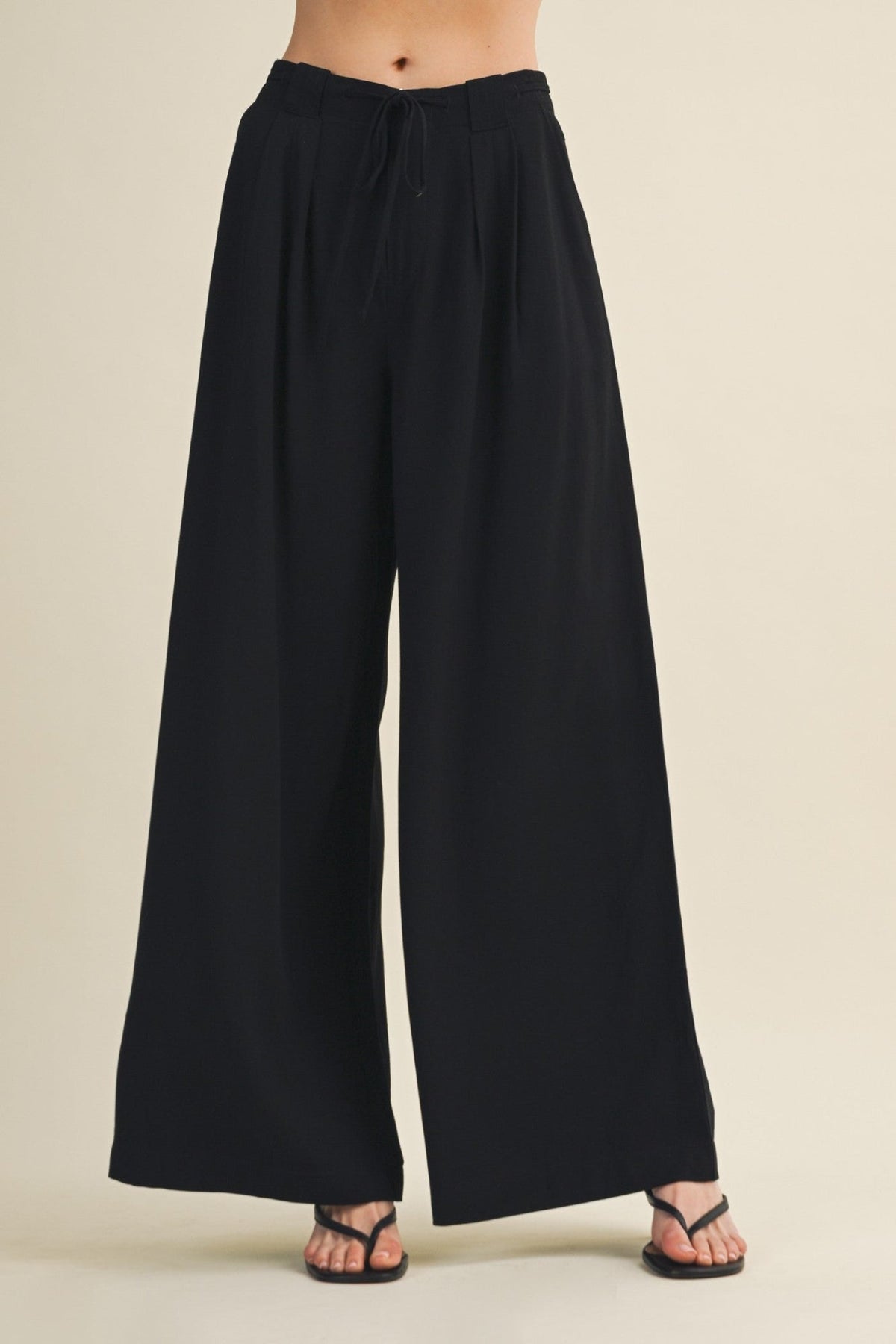 CARA PLEATED WIDE-LEG PANTS