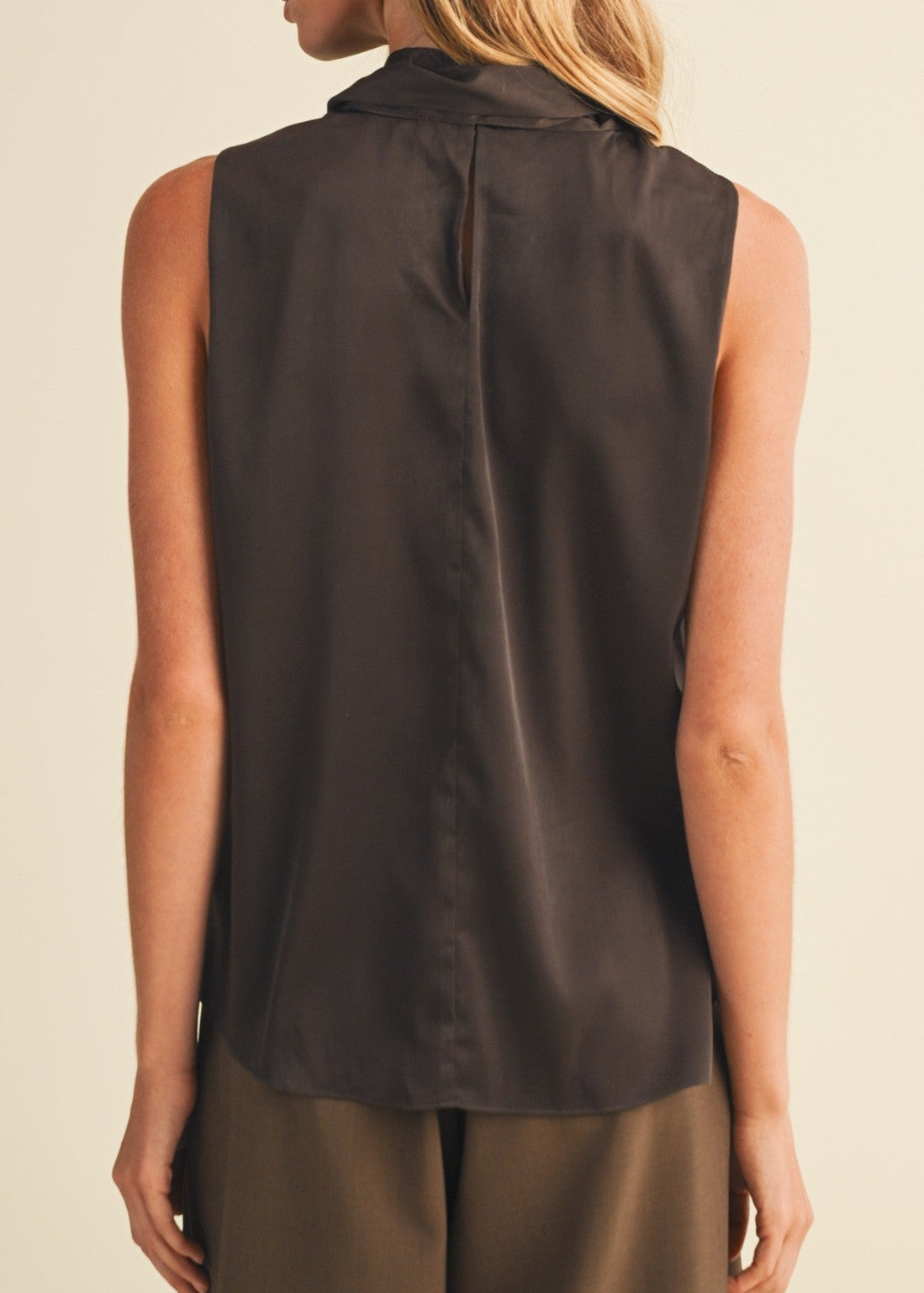 ANNIE SLEEVELESS SATIN TOP