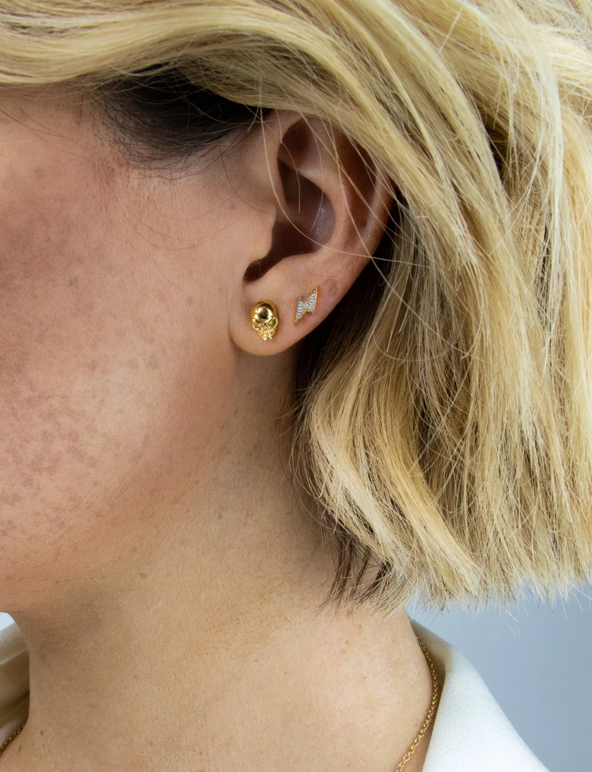 Hyde Skull Studs, Gold